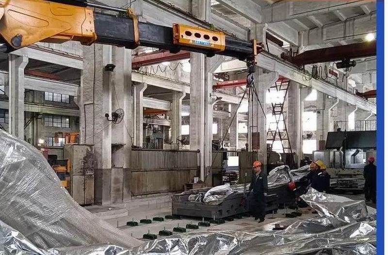 大型機械 數(shù)控機床吊裝